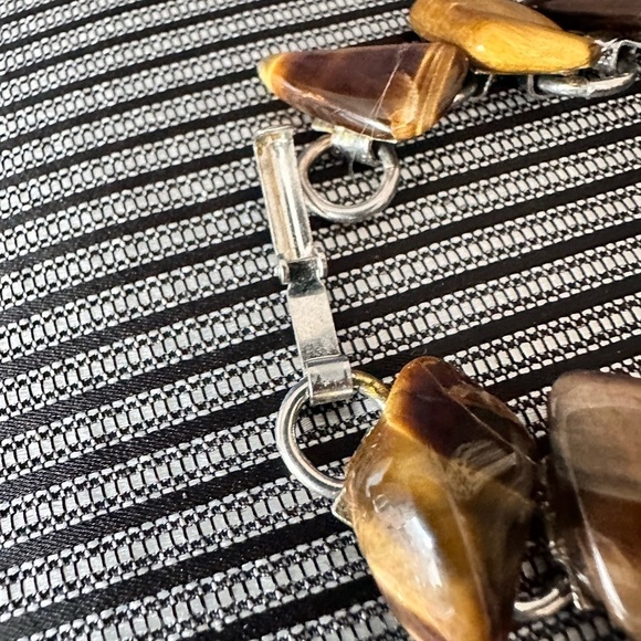 Vintage Tigers Eye Bracelet On A Linked Silver Tone Fold Over Clasp 0638 w - Picture 3 of 13